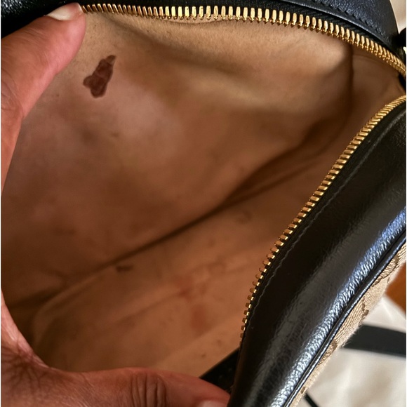 It’s Real Y’all!:) Gucci crossbody purse with/bag - Picture 4 of 8